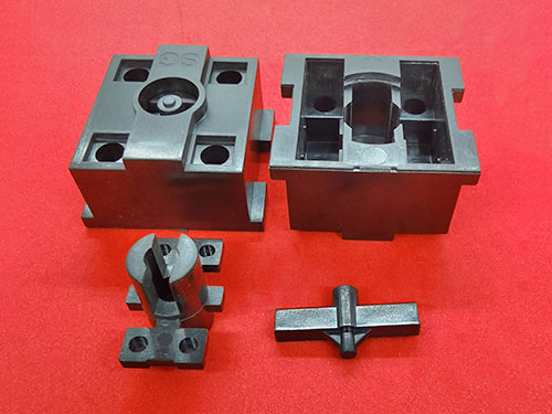 308壳体、底盖、动作杆